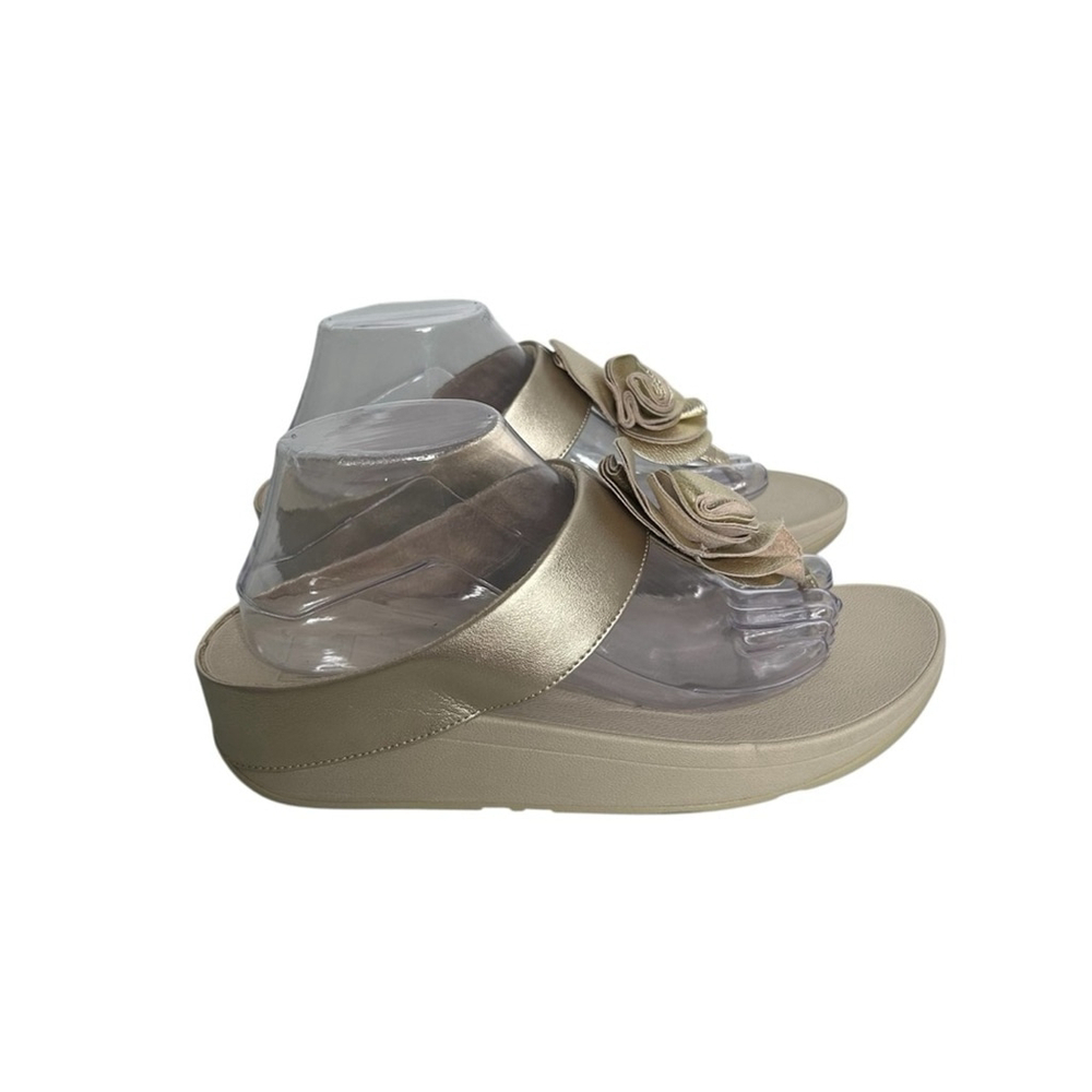 FitFlop Florrie Toe-Post Comfort Wedge Sandal in Pale Gold Women’s Size 10 - Picture 6 of 10